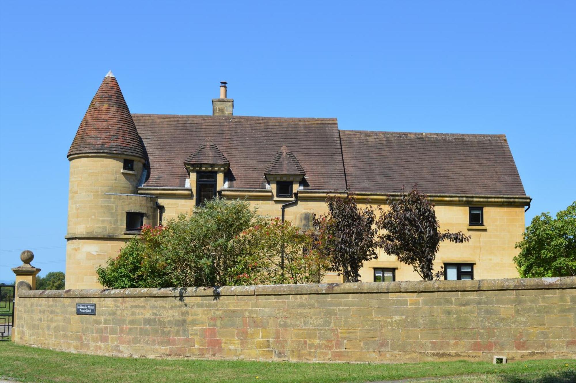 East Lodge Bolney Екстериор снимка
